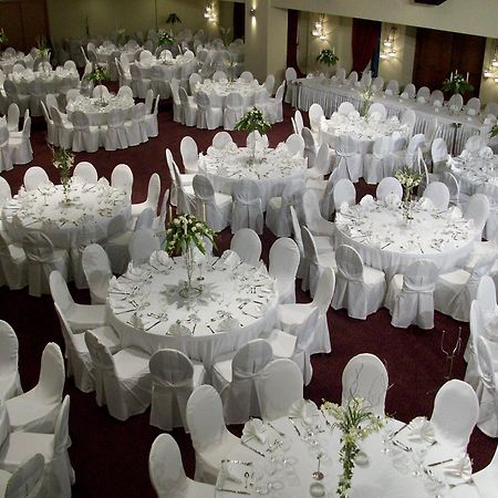 Valis Resort Hotel Volos Exterior photo A wedding reception